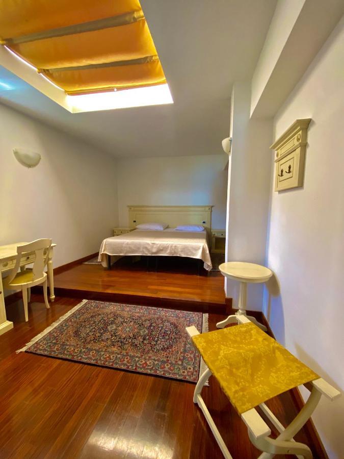 Camere Al Veliero Gardone Riviera Luaran gambar