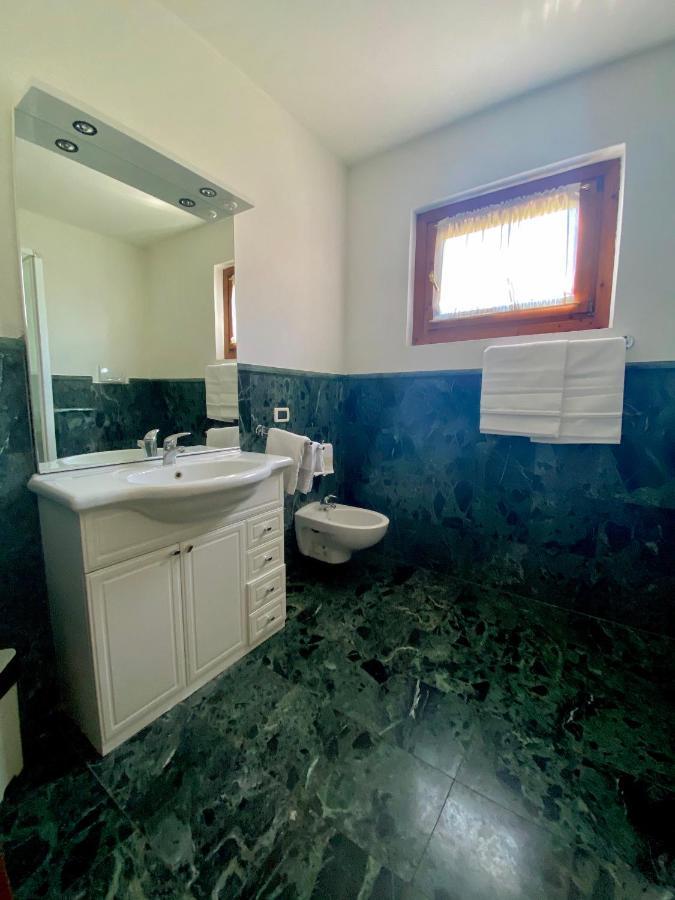 Camere Al Veliero Gardone Riviera Luaran gambar