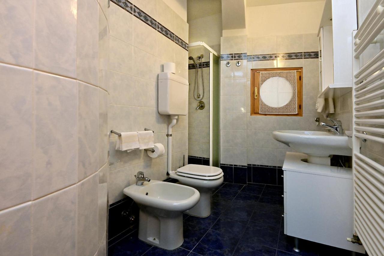 Camere Al Veliero Gardone Riviera Luaran gambar